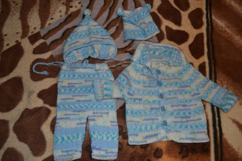 Наше приданое + вещички в род.дом по списку