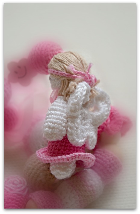 Немного бус.