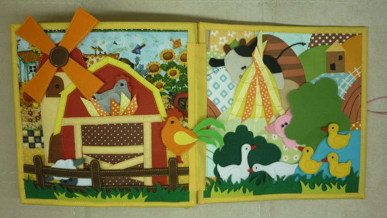 Книжечка с Фреккен Снорк на обложке!