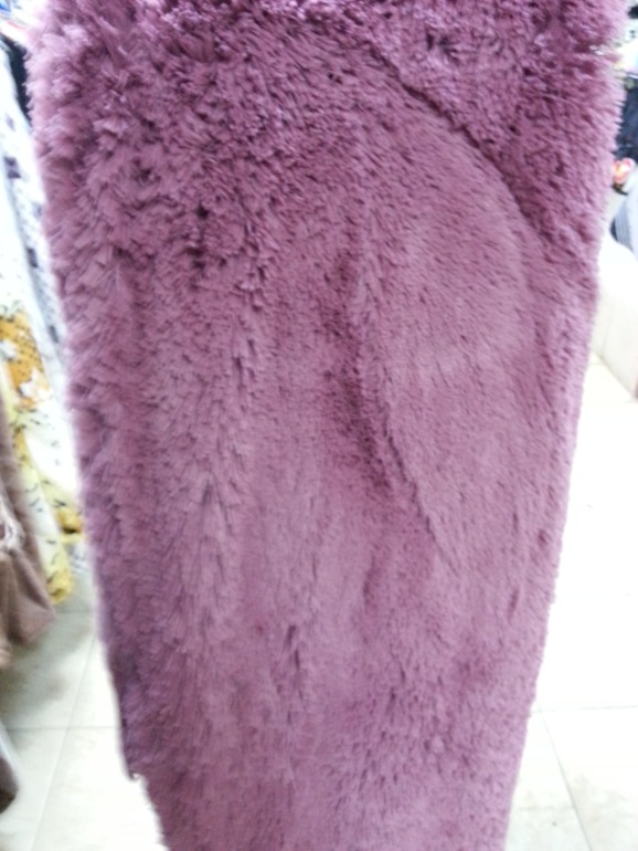 МЯГКИЕ, ВОЛОСАТЫЕ ПЛЕДЫ И НАВОЛОЧКИ!!! ЦЕНЫ НИЖЕ ВСЕХ!!!