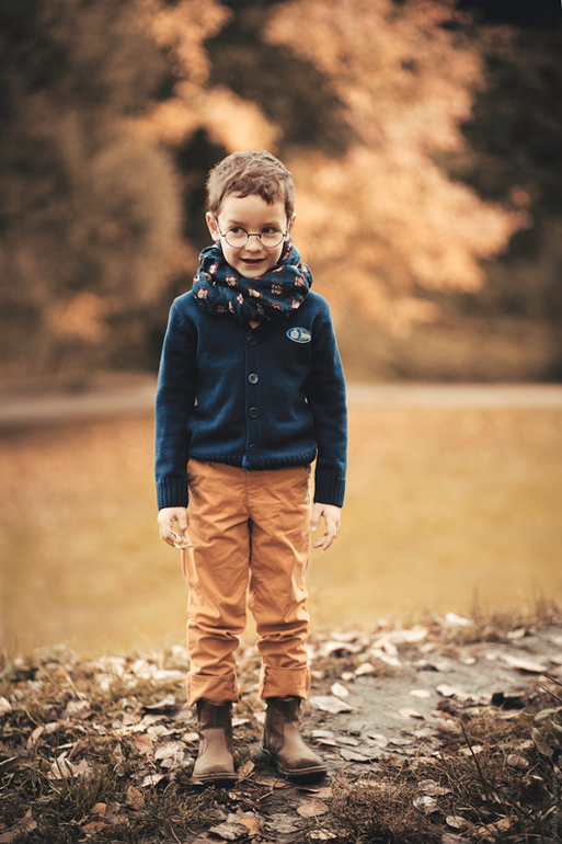 "золотой" мальчик)))