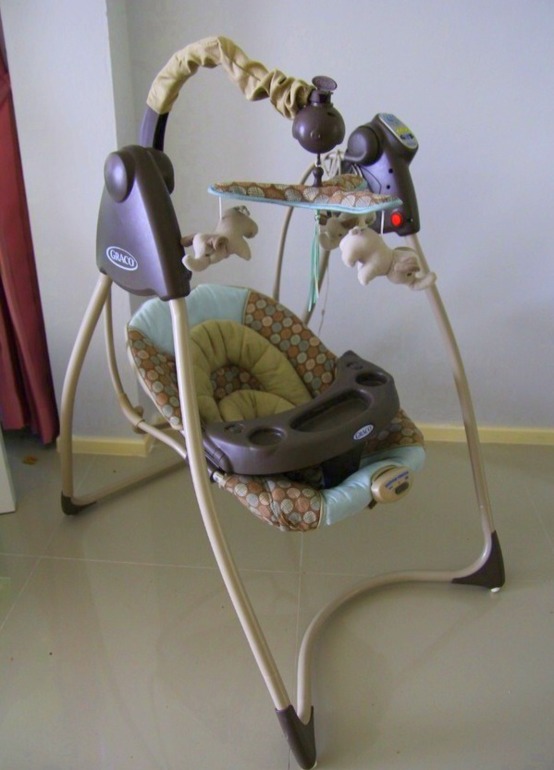 Продается на Пхукете электрокачели Graco Lovin’ Hug Б/У