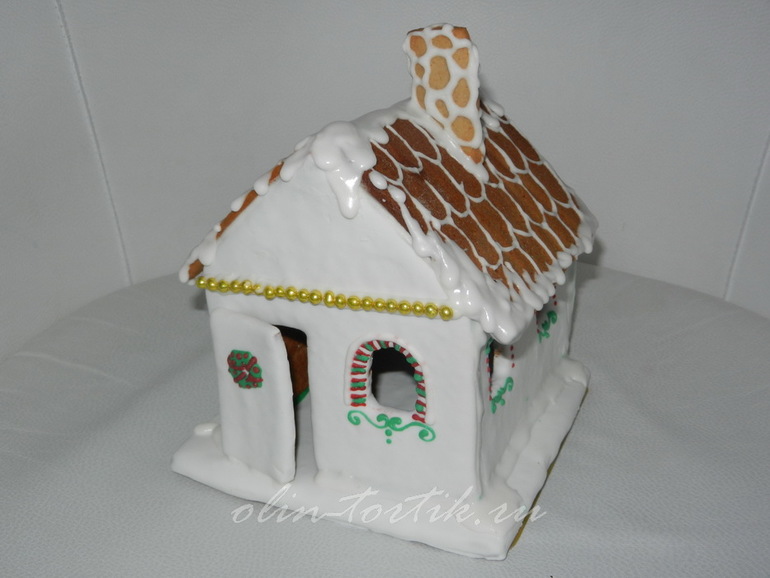 Новогодние пряники и мой первый домик