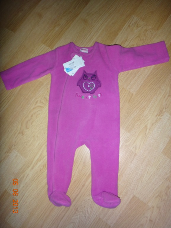 Продам слитный флисовый комбинезон р.74 см. на 6 мес. Новый!!
