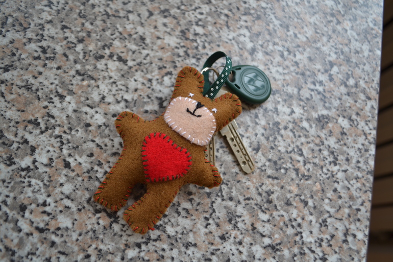 Мишка брелок