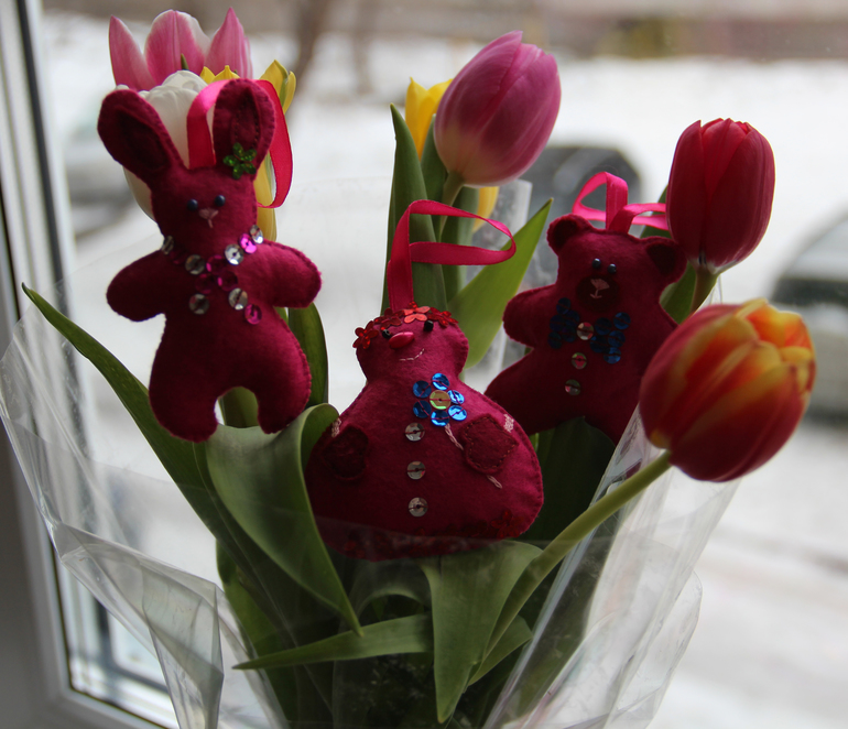 Под влиянием общей мании...