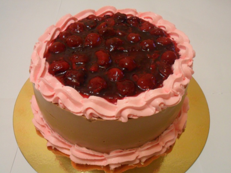 Торт "Шоколад и вишня"