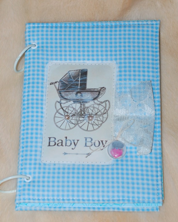 Большой и нежный альбом для мальчика на первый год.