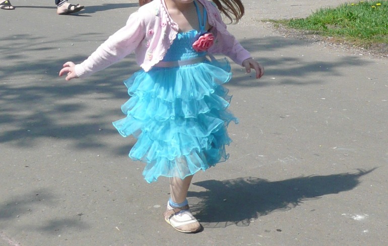 Воздушное платье 2 цвета, цена 350 руб!