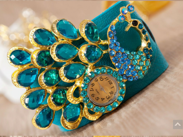 Широкие часы с павлином, цена 435 руб!