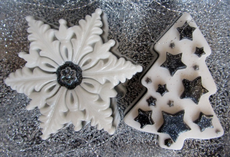 Новый Год в черно-белом исполнении