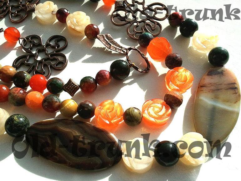 Трансформер. Комплект с ониксом и агатом. Последние цветы.