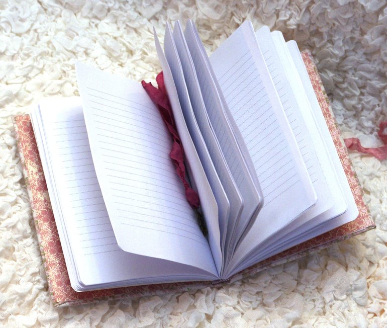 девичий блокнотик