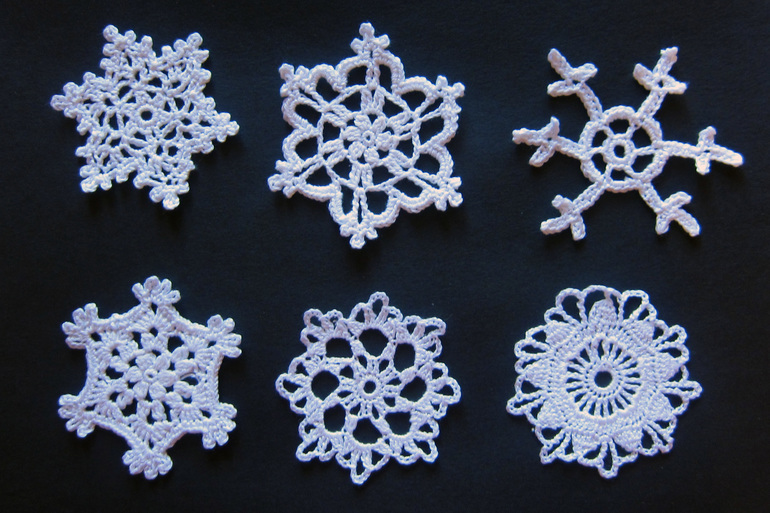 Снежинки для дома и елки