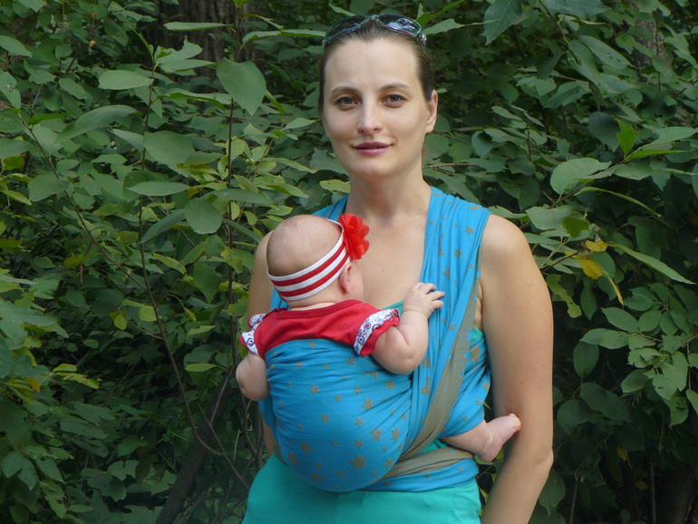 Тест-драйв слинга-шарфа Звездное небо от Mum's Era