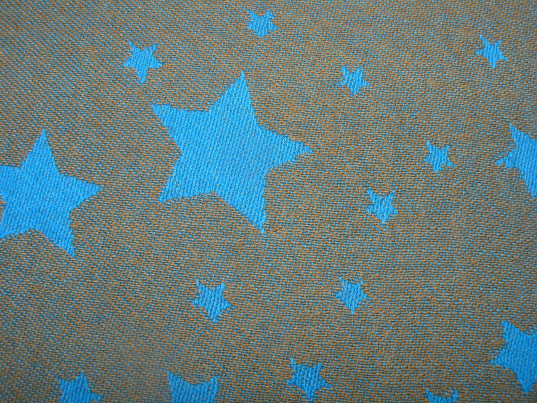 Тест-драйв слинга-шарфа Звездное небо от Mum's Era