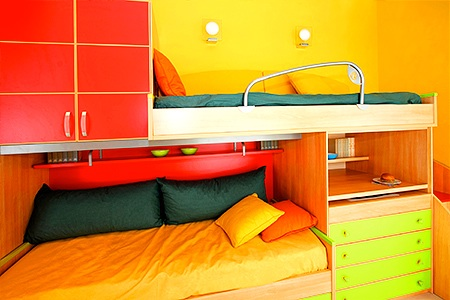 Детская для 2-3-4 деток...