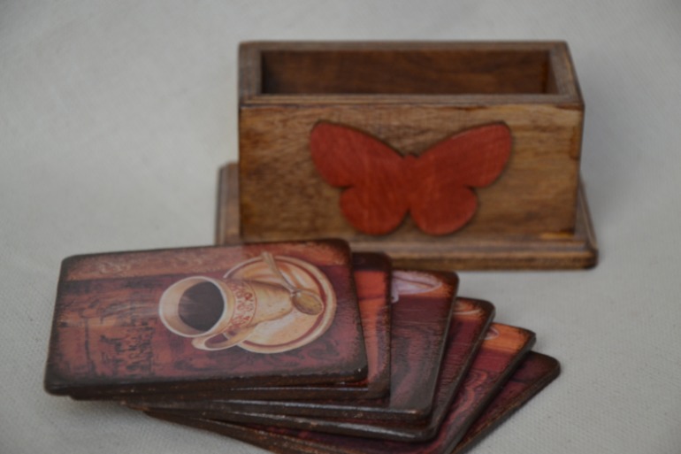 Подставки под чашки