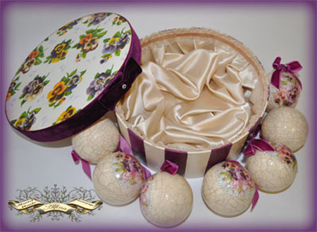 Комплект елочных игрушек "Фарфоровый расцвет"