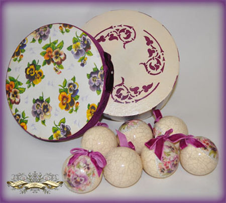 Комплект елочных игрушек "Фарфоровый расцвет"