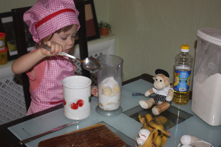 ФМ - Готовим с детьми (Банановые оладушки)