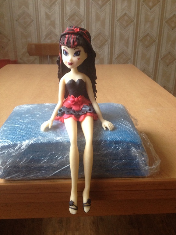 Дракулаура