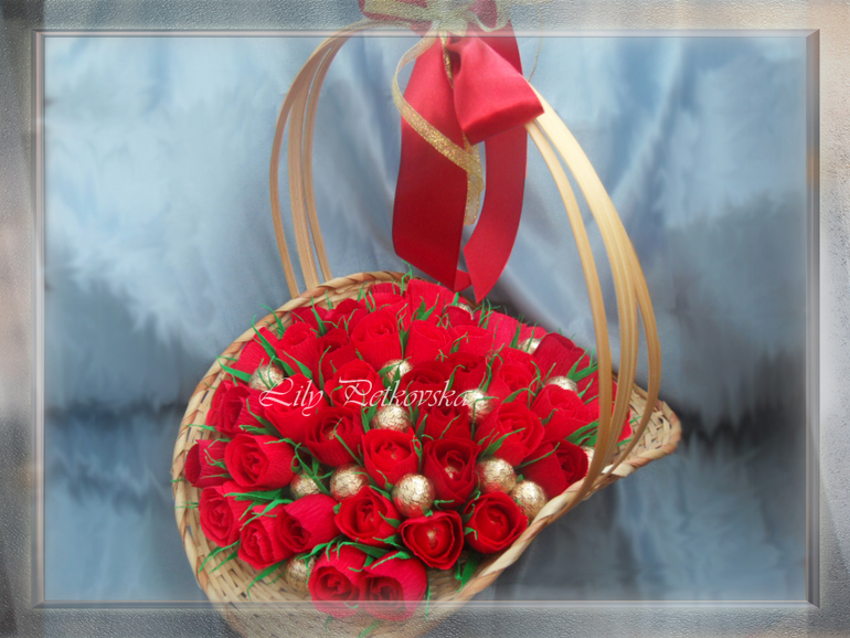 Корзина красных роз...