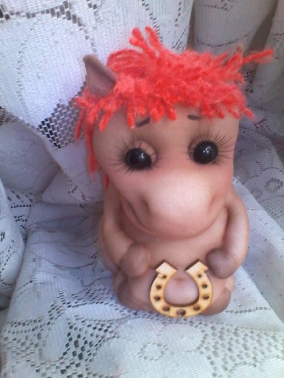 Поколдовала с капроном)))