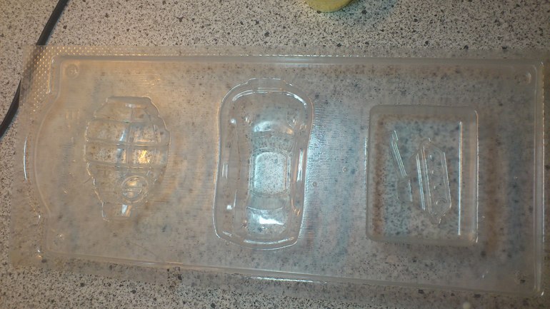 Провела ревизию. Распродаю-раздаю. Аромы+формы. Почта возможна!