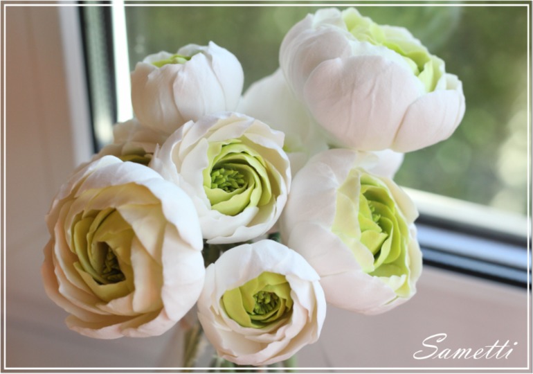 Букет ранункулюсов