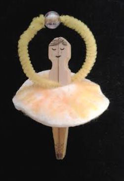 Балеринка из прищепки.