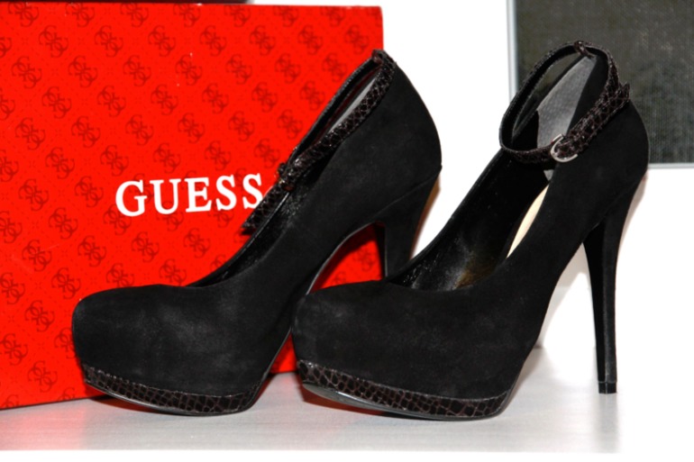 guess оригинал!!!!размер 40/ цена 4000р