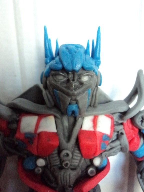 Бамблби и оптимус прайм из пластилина. Оптимус прайм лепка. Оптимус прайм из пластилина. Как слепить трансформера. Как слепить трансформера.