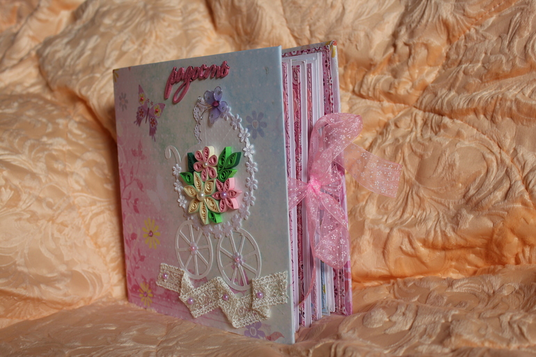 альбомчик для маленькой принцессы)))