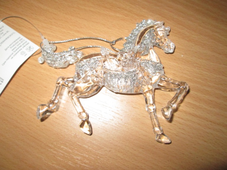 Пришел подарок от феи по новогоднему ОП