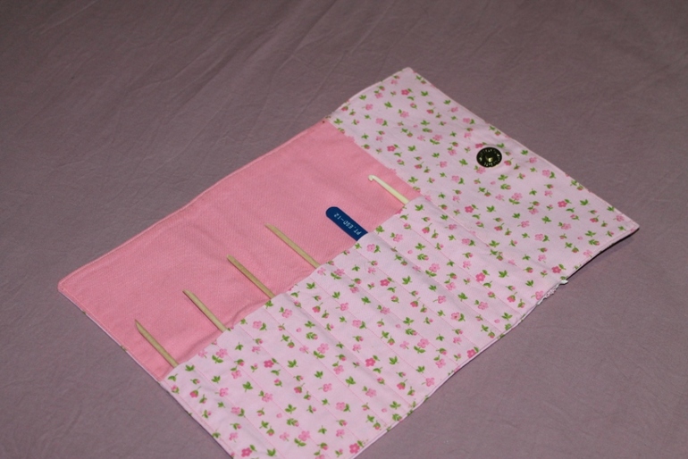 Органайзер для вязальных крючков