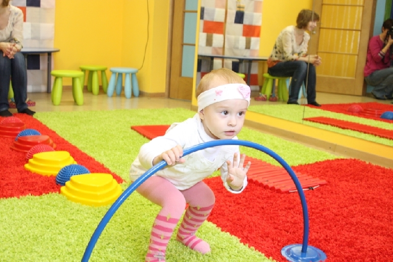 Где найти физкультурное для малышей?