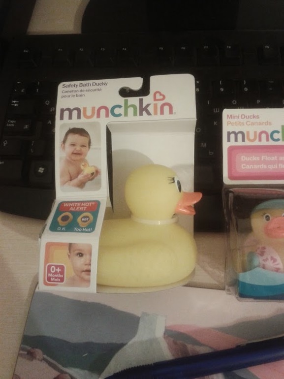 никогда не видела что б утки так плавали!!!