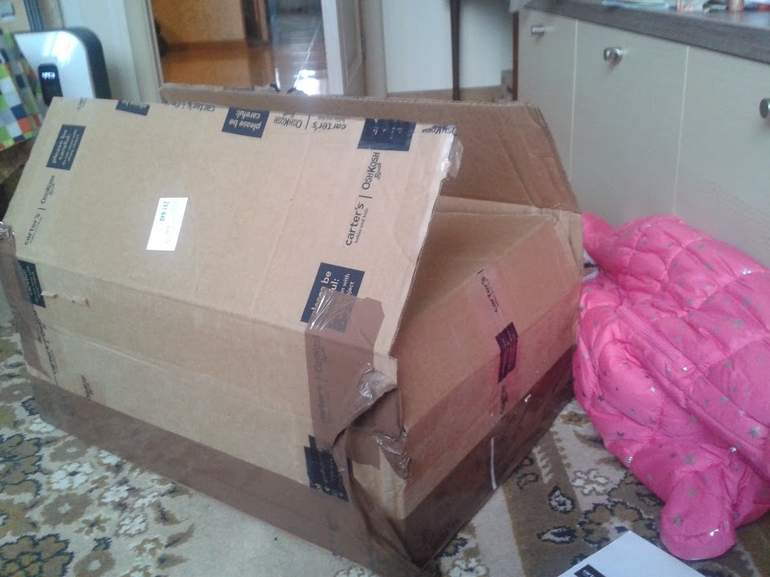 Наша посылочка с вещичками... Много красоты!