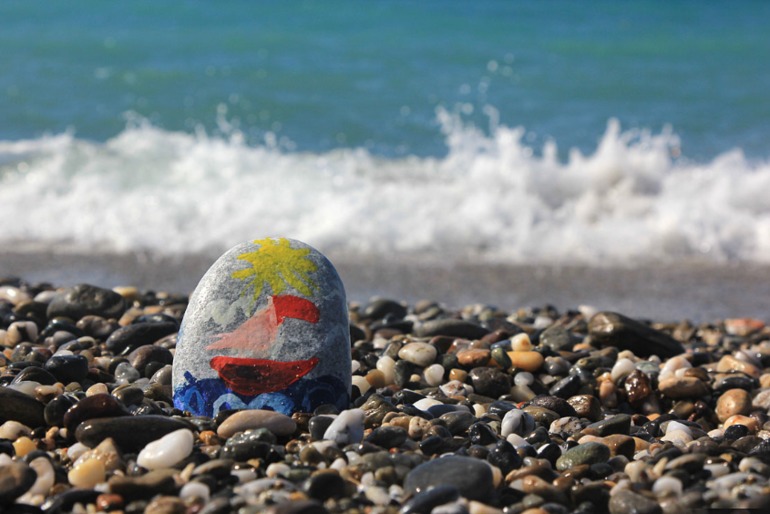 Расписные камушки