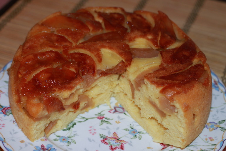 Шарлотка-карамелька