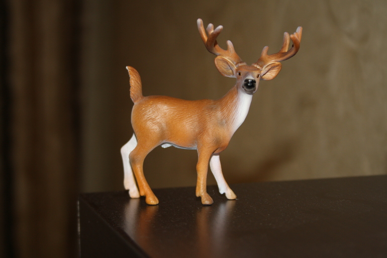 Djeco, Schleich, Larsen. Наши очередные приобретения.