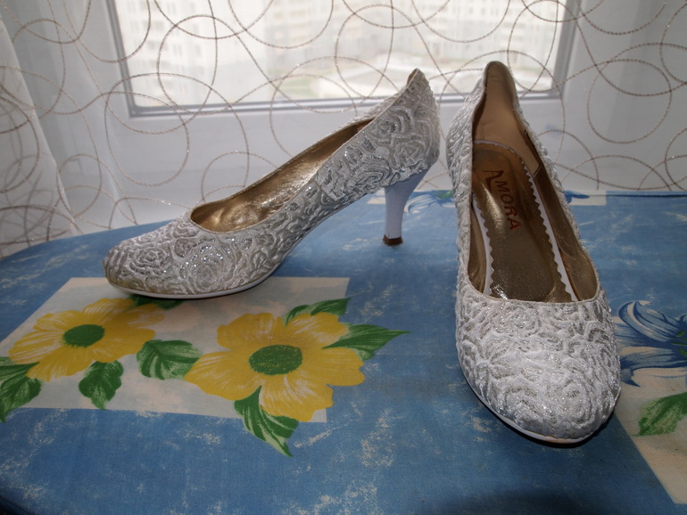 Туфли свадебные 39р. 2000р