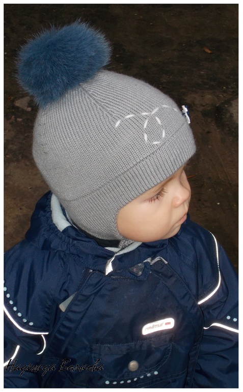 Вчера связала, а сегодня уже выгуляли)