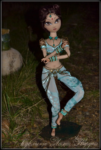 Мохини - дочь таинственной Индии!