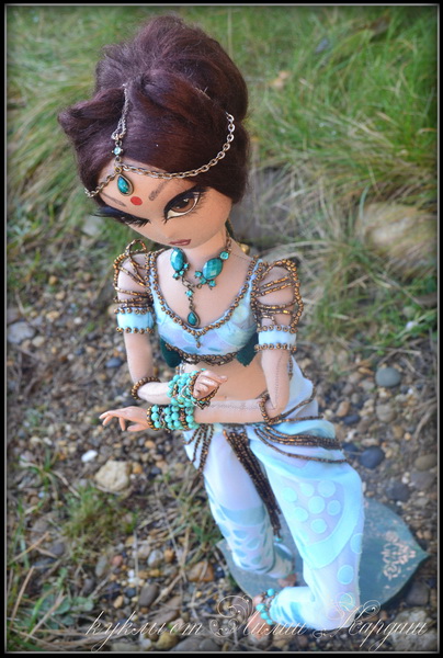 Мохини - дочь таинственной Индии!