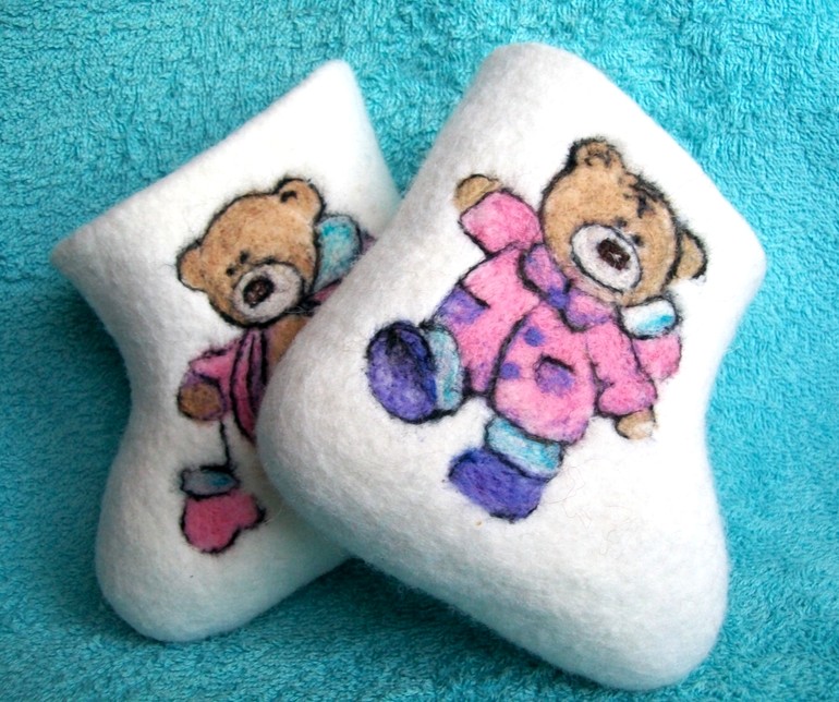 Валенки с мишками - любимый принт сезона!