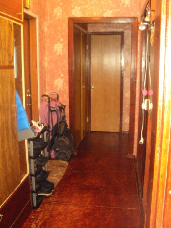 Не хочу шкаф-купе в гостиную-спальню! Что делать?