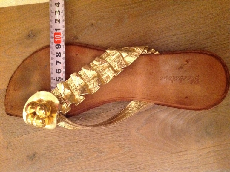 Очень много женской обуви размер 39-40