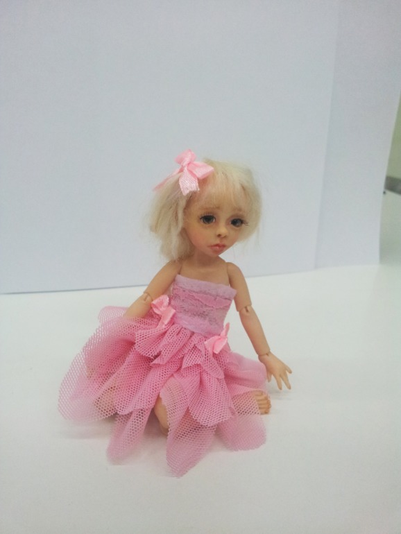 Опять новая девочка))